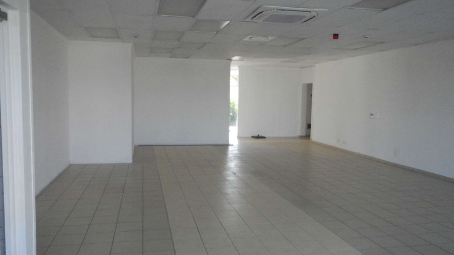 To Let commercial Property for Rent in Plumstead Western Cape